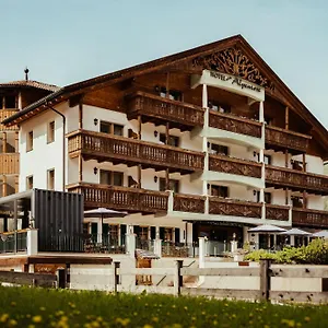 Hotel Alpenrose, Arabba