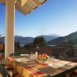 4 Village Centre Homes With Pool-by Italian Apartment Lenno