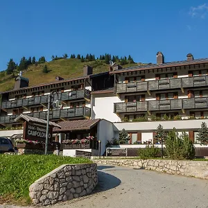 Apartahotel Campolongo, Arabba